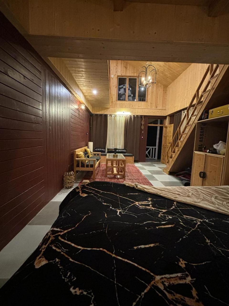דירות Jibhi Soho House מראה חיצוני תמונה