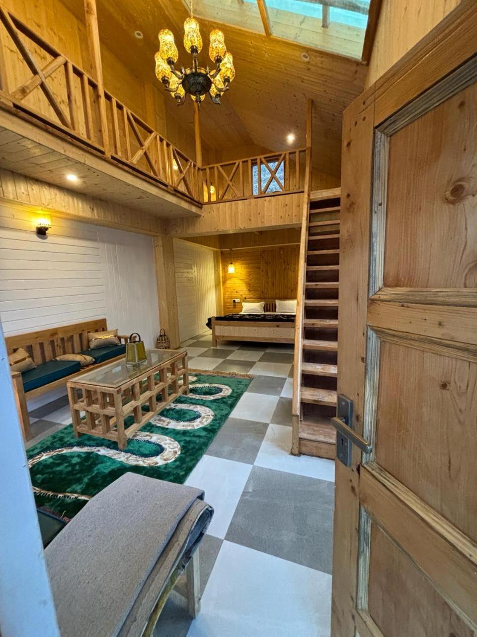 דירות Jibhi Soho House מראה חיצוני תמונה