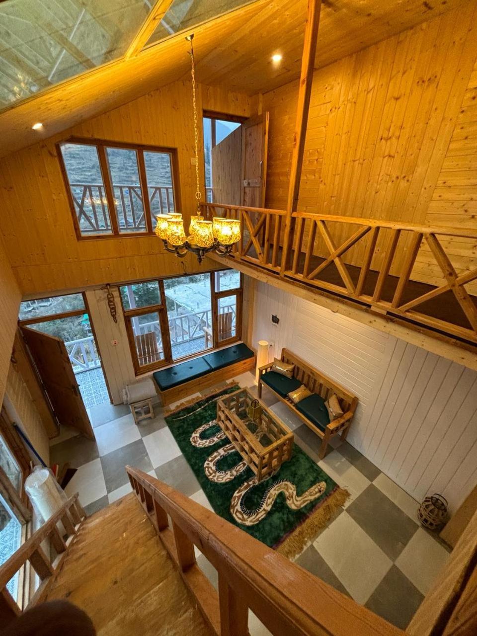 דירות Jibhi Soho House מראה חיצוני תמונה