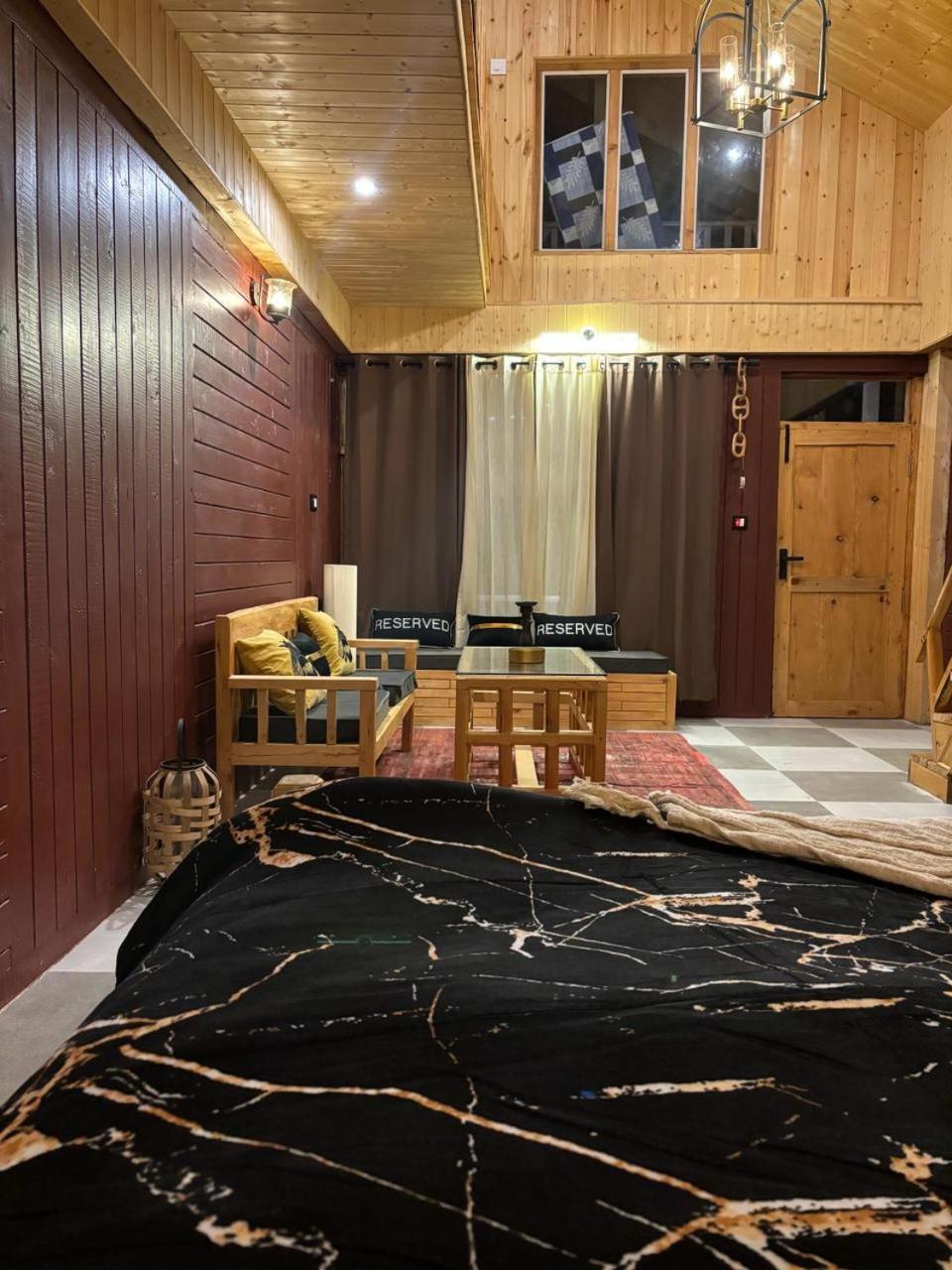 דירות Jibhi Soho House מראה חיצוני תמונה
