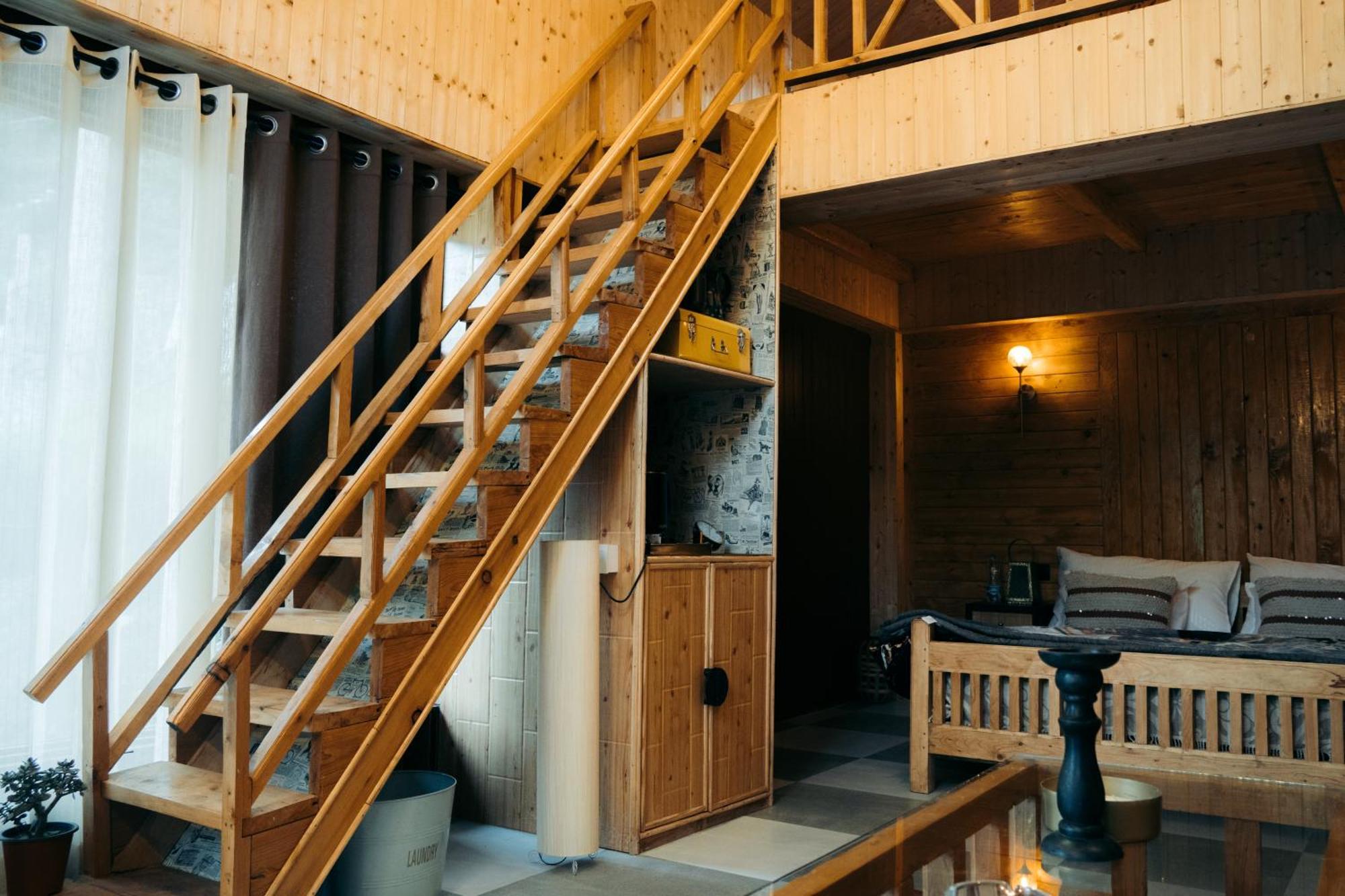 דירות Jibhi Soho House מראה חיצוני תמונה
